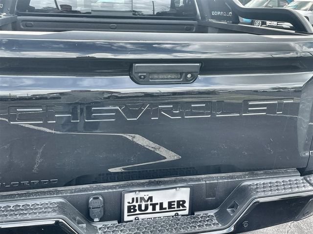 New 2025 Black Chevrolet Z71 image 22