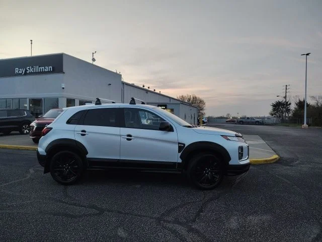 New 2026 White Mitsubishi  image 8