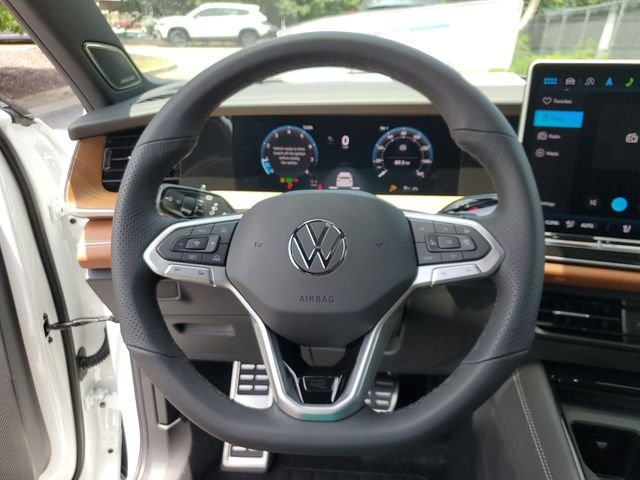 New 2026 White Volkswagen 2.0T SEL R-Line Turbo image 28