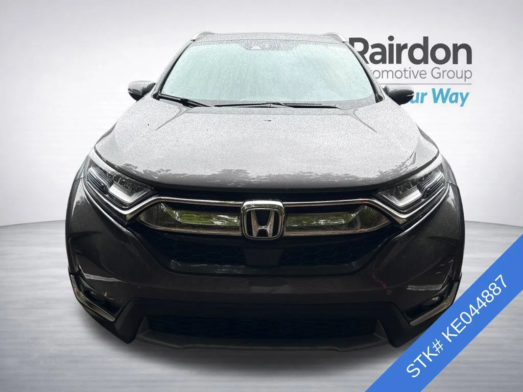 Used 2019 Modern Steel Metallic Honda Touring image 2