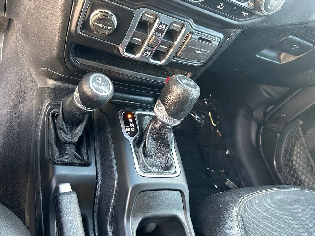 Used 2021 Gray Jeep Unlimited Sport image 19