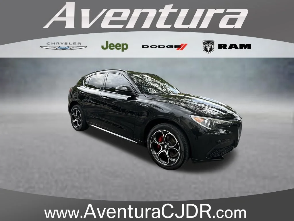 2022 Alfa Romeo Stelvio Ti Veloce AWD's photo