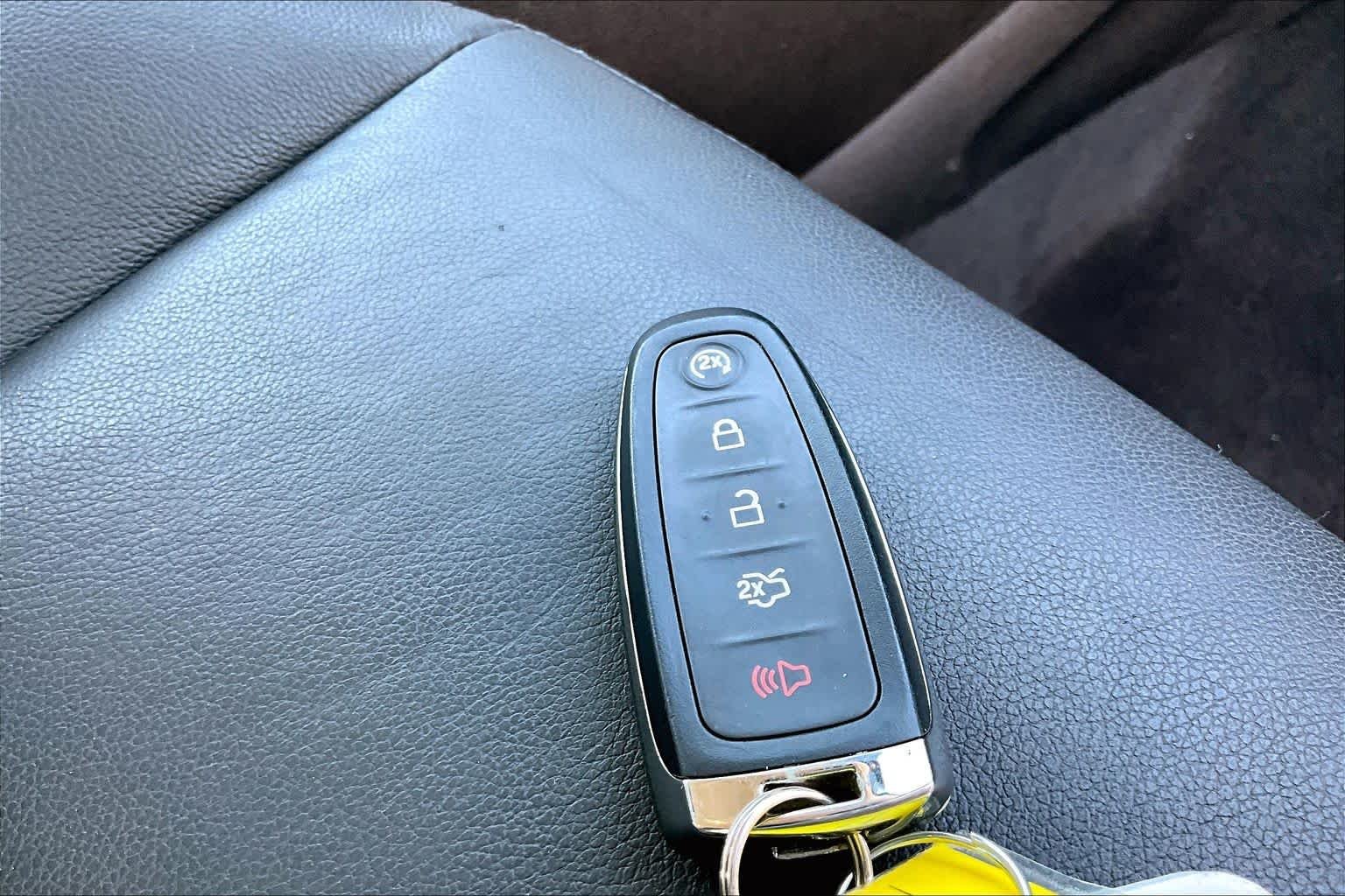 Used 2014 Tuxedo Black Metallic Ford SEL image 15