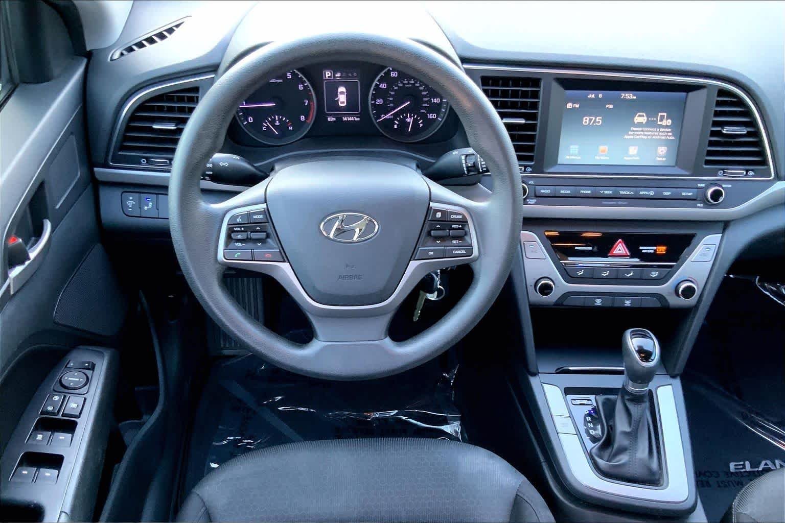 Used 2018 Quartz White Pearl Hyundai SEL image 6