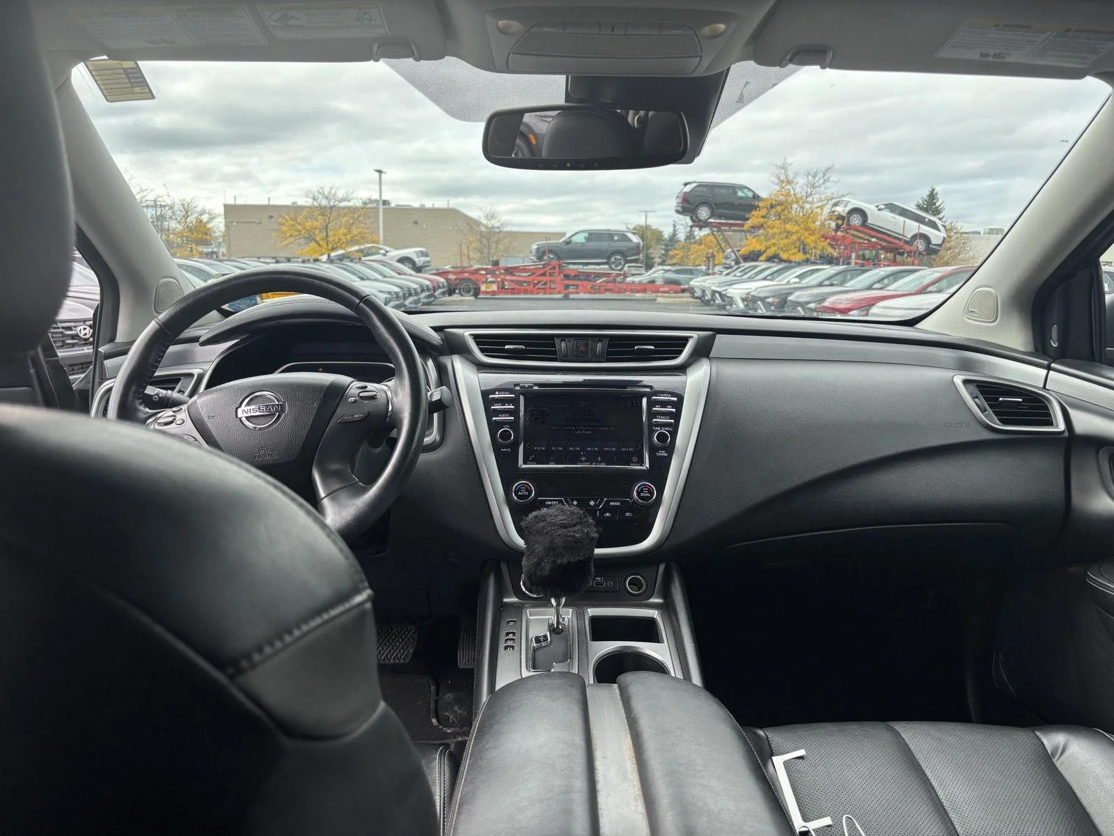 Used 2022 Boulder Gray Pearl Nissan SL image 21
