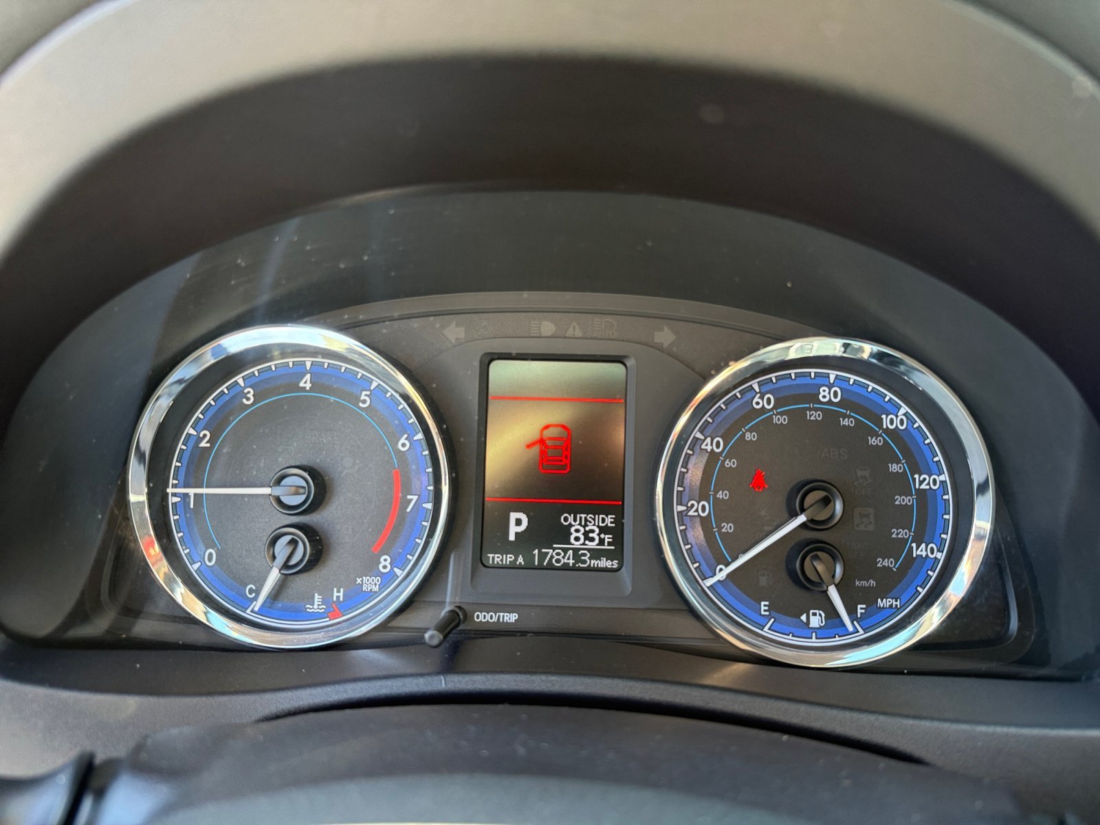 Used 2018 Classic Silver Metallic Toyota LE image 11