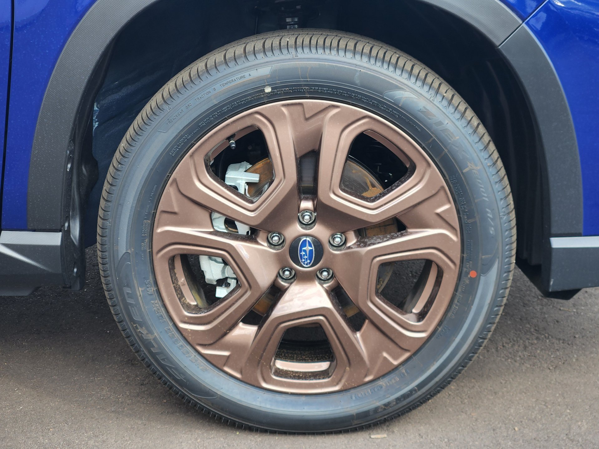 New 2026 SAPPHIRE BLUE PEARL Subaru Limited Bronze Edition 7-Passenger image 8