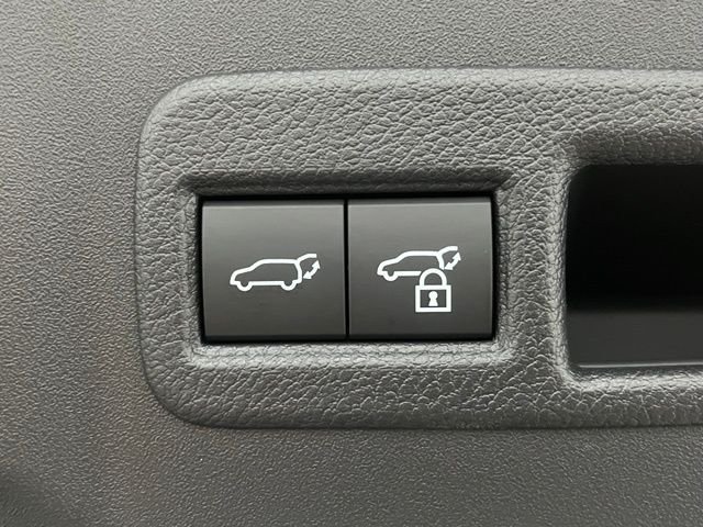 New 2026 Wind Chill Pearl <sup>1</sup> Toyota  XLE image 13