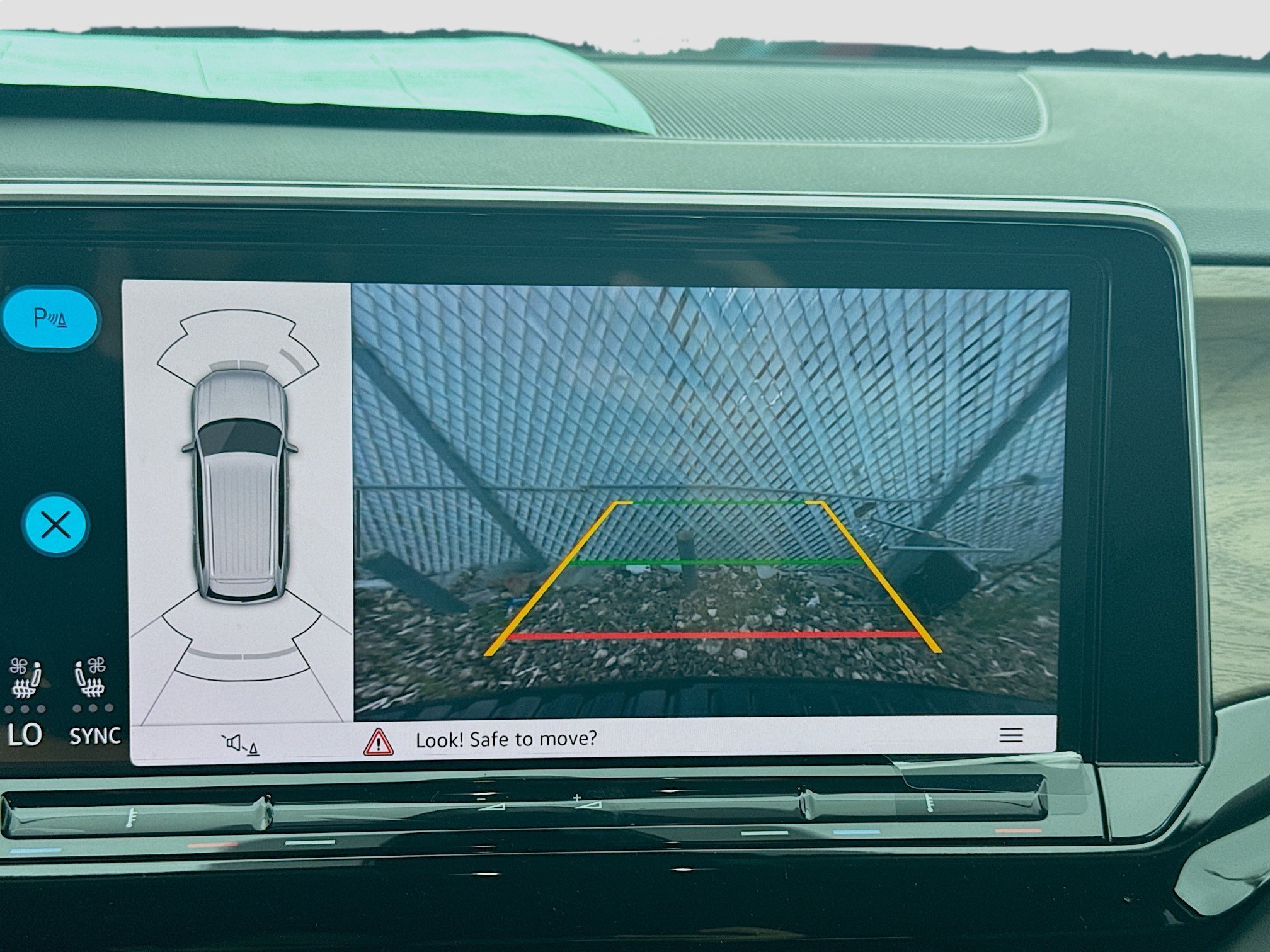 New 2026 Green Volkswagen 2.0T SE w/Technology image 13