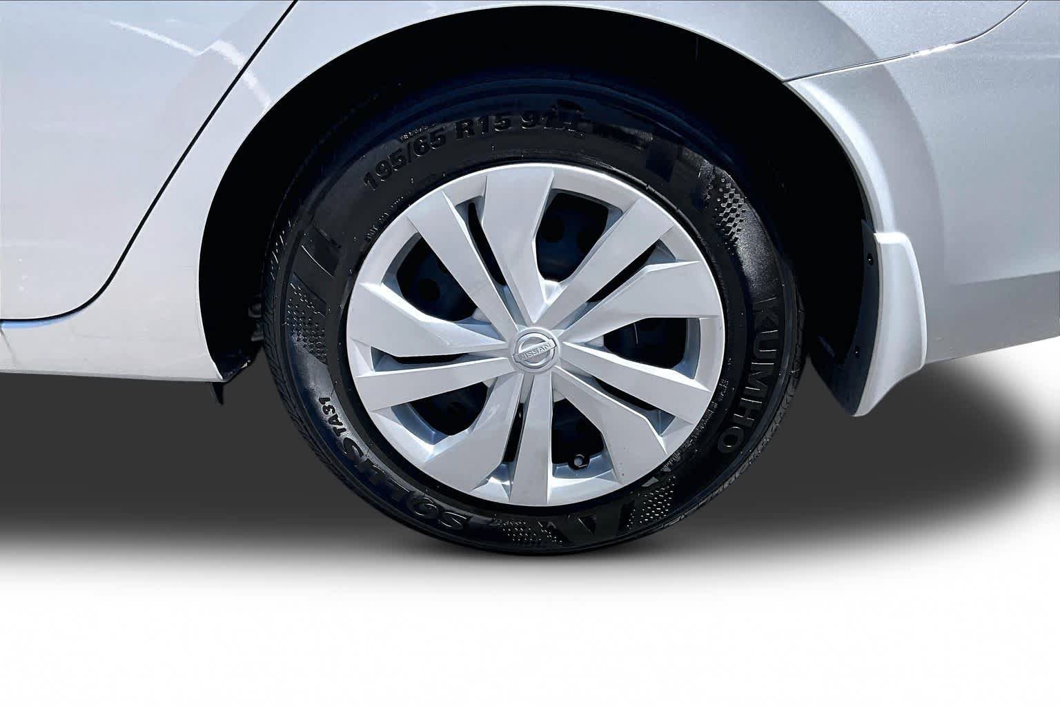 Used 2024 Brilliant Silver Metallic Nissan S image 11