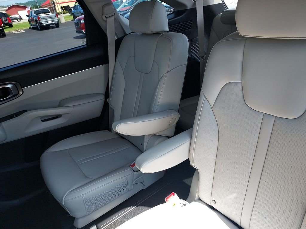 Used 2025 Gray Kia EX image 28