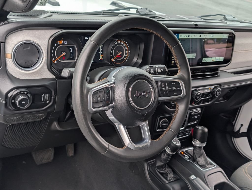 2024 Jeep Wrangler 4-Door Sahara - Photo 17