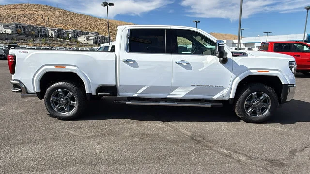 New 2026 Summit White GMC SLT image 2