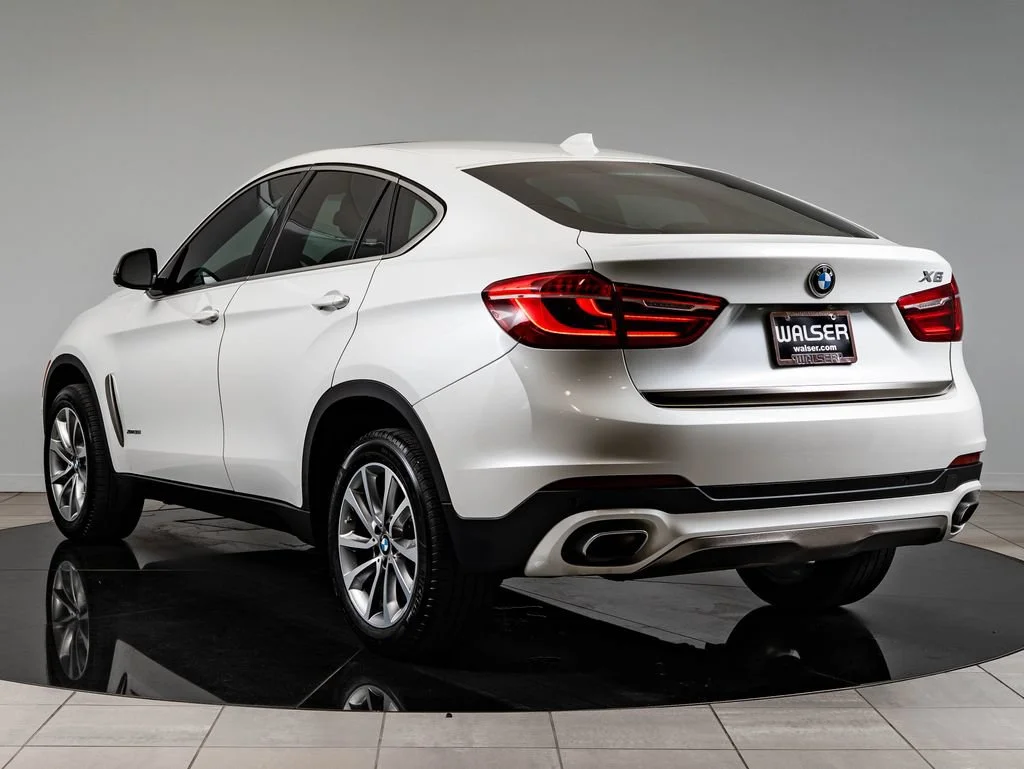 Used 2019 Mineral White Metallic BMW xDrive35i image 6