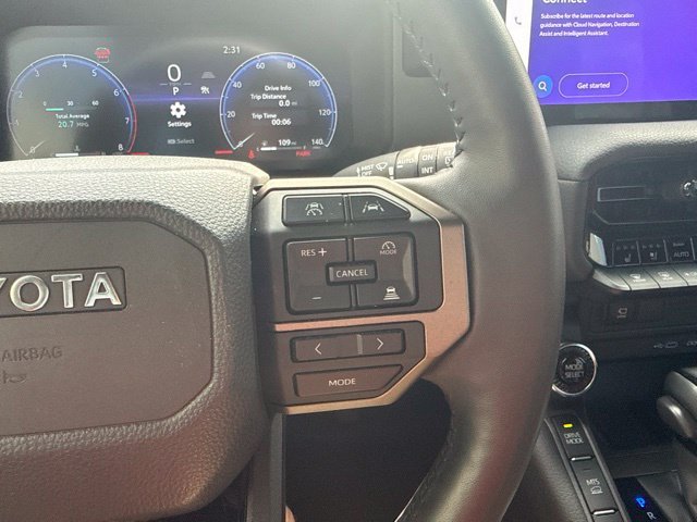 Used 2024  Toyota Base image 32