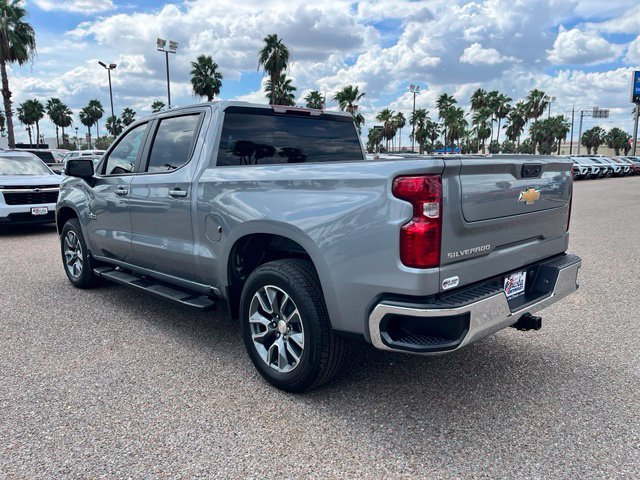 Used 2026 Sterling Gray Metallic Chevrolet LT image 6