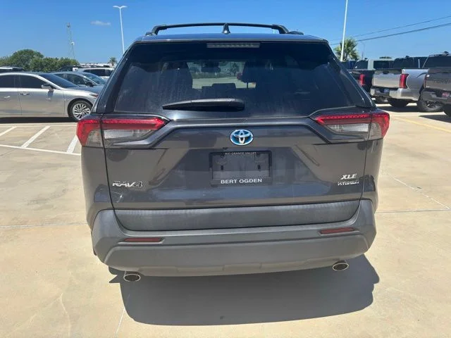 Certified Used 2021 Gray Toyota XLE Premium image 5