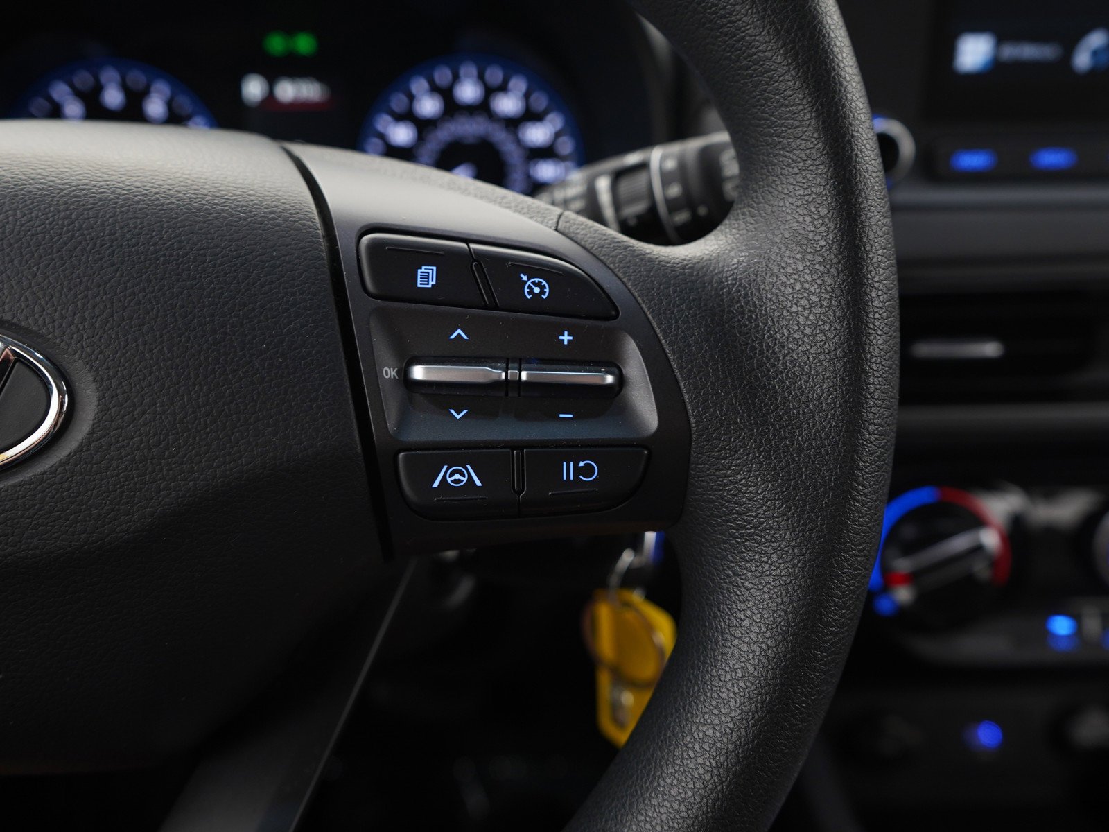 2022 Hyundai Kona SE - Photo 24
