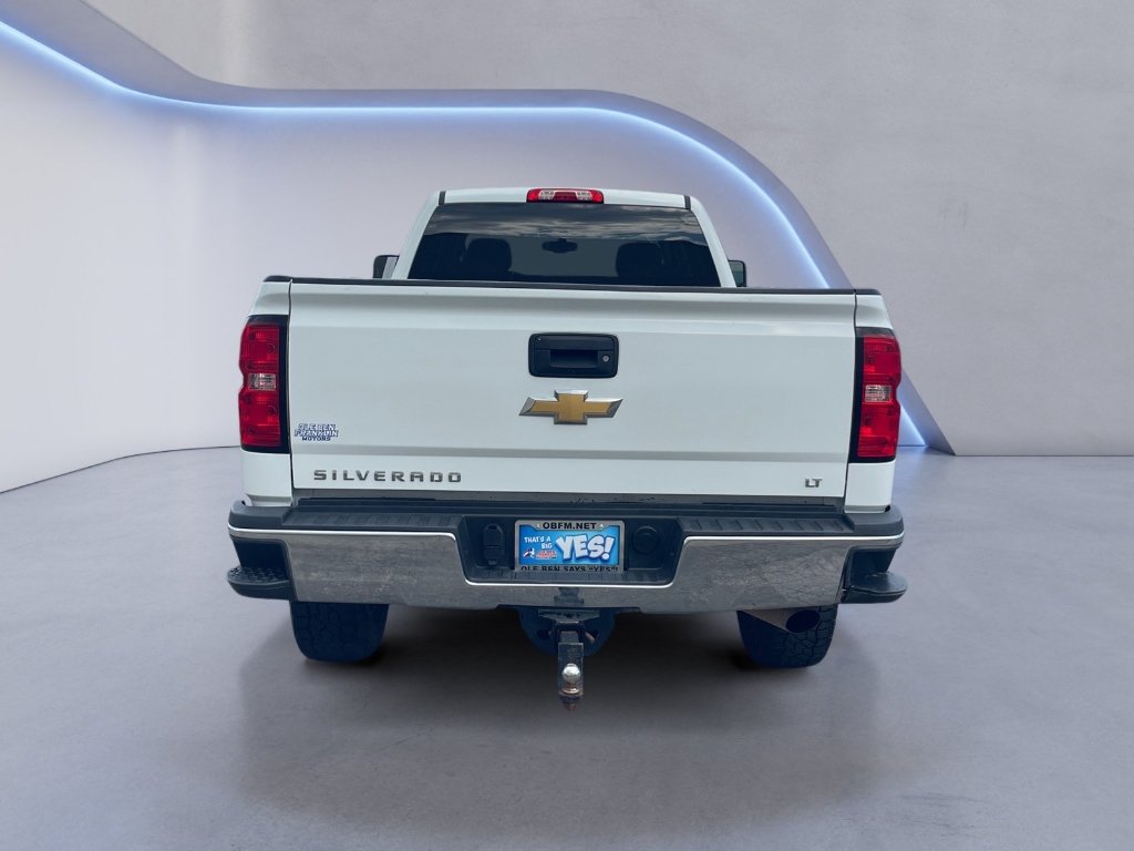 Used 2019 Summit White Chevrolet LT image 18
