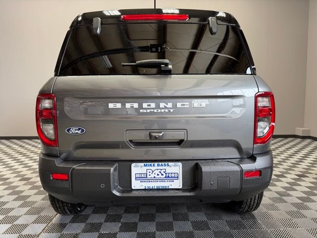 New 2026 Carbonized Gray Metallic Ford Outer Banks® image 9