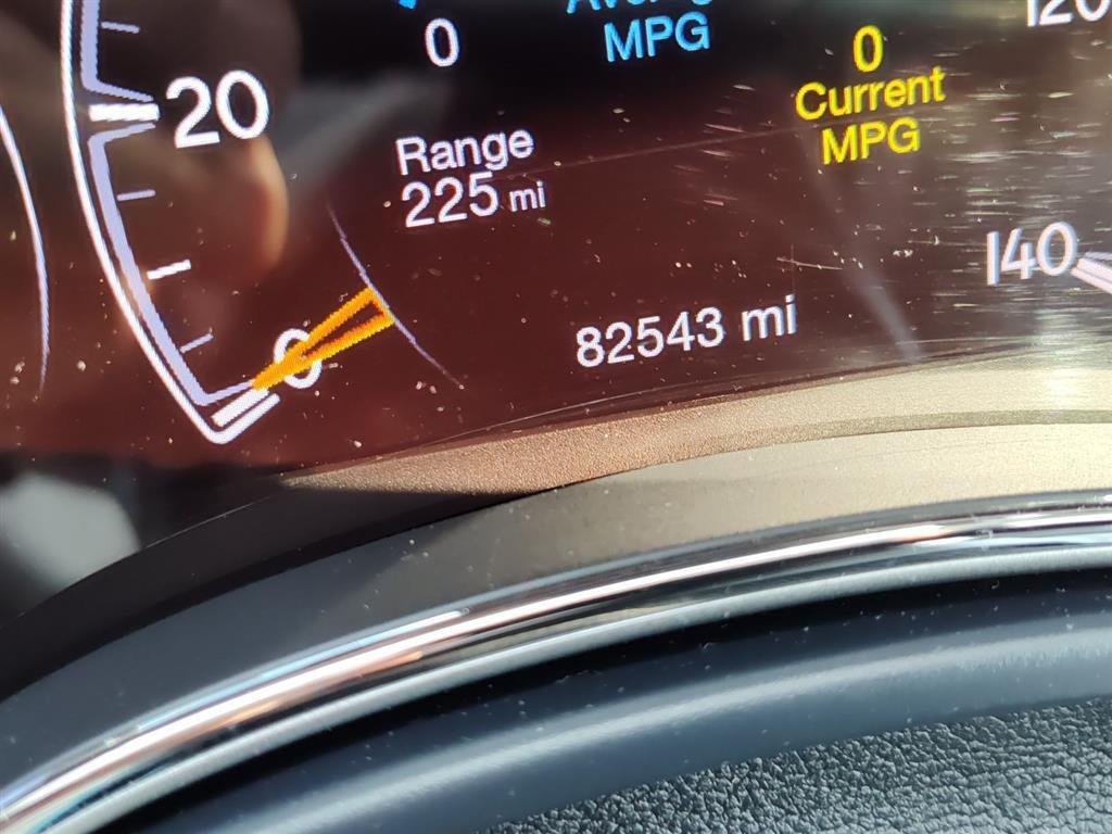Used 2019 Ivory 3-Coat Jeep Summit image 9