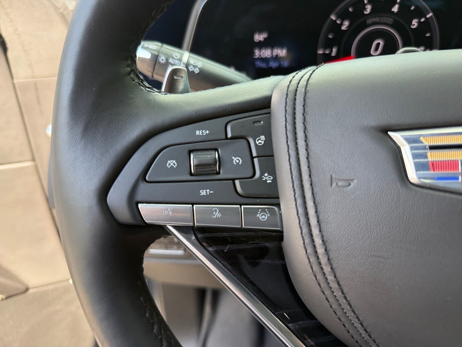 Used 2023 Argent Silver Metallic Cadillac AWD V-Series image 25