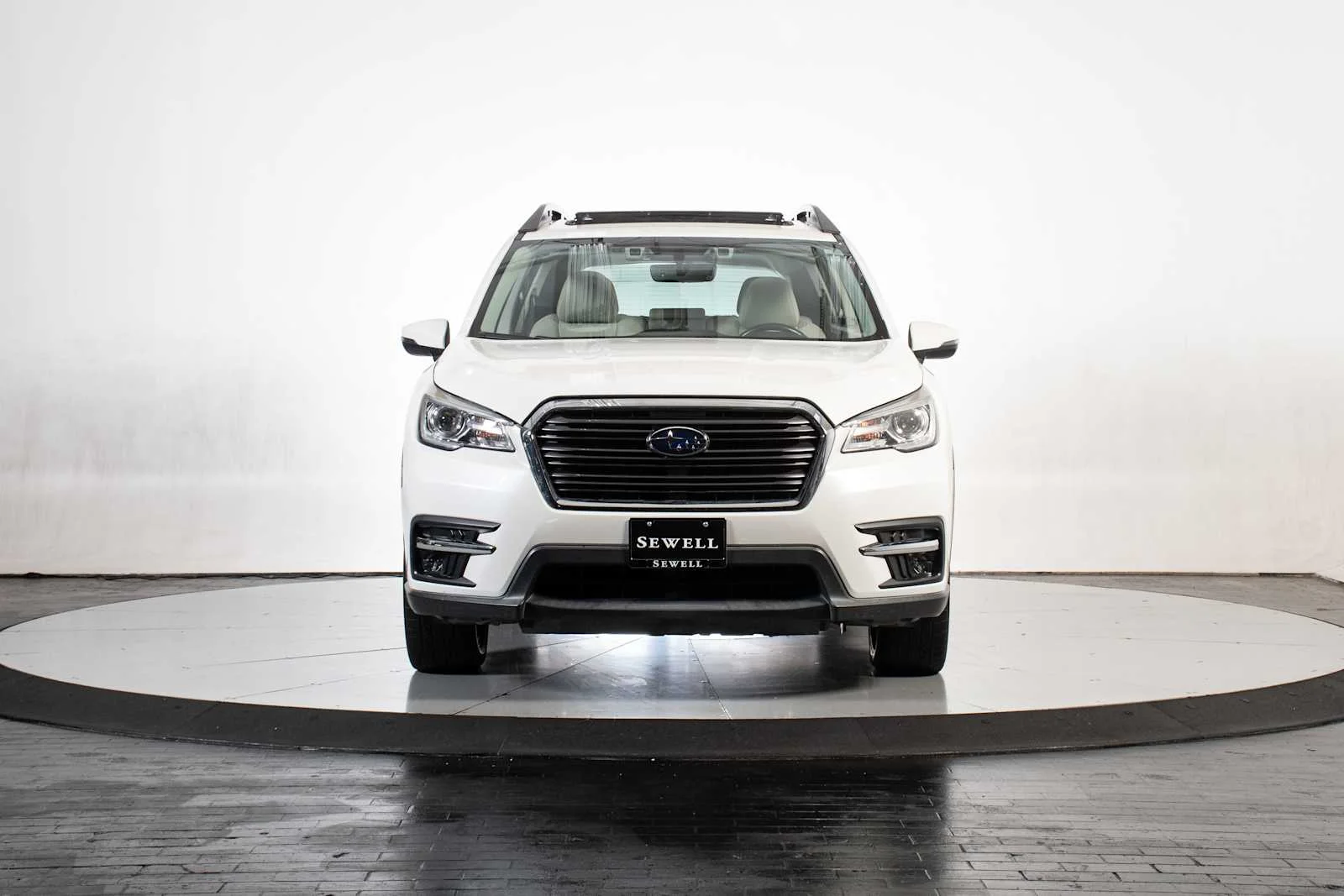 Used 2020 Crystal White Pearl Subaru Limited image 8