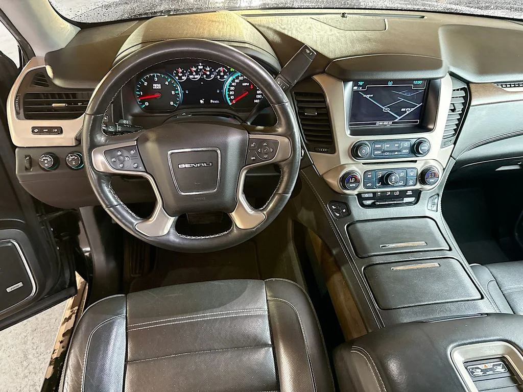 Used 2018 Black GMC Denali image 25