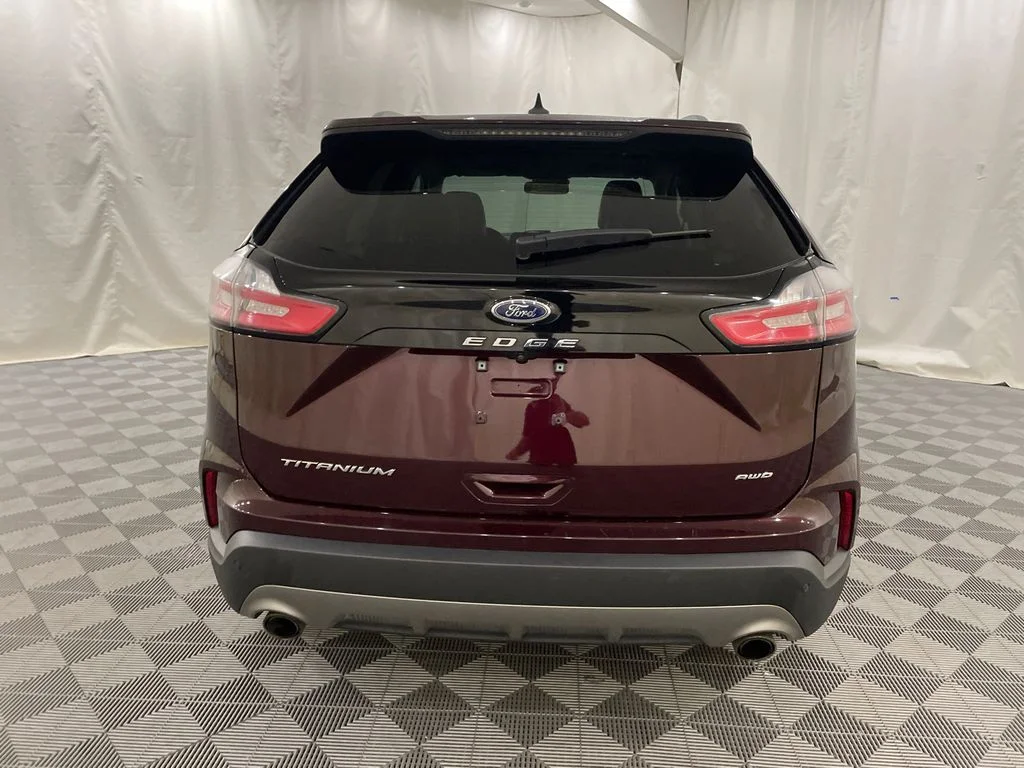 Used 2022 Burgundy Velvet Metallic Tinted Clearcoat Ford Titanium image 6