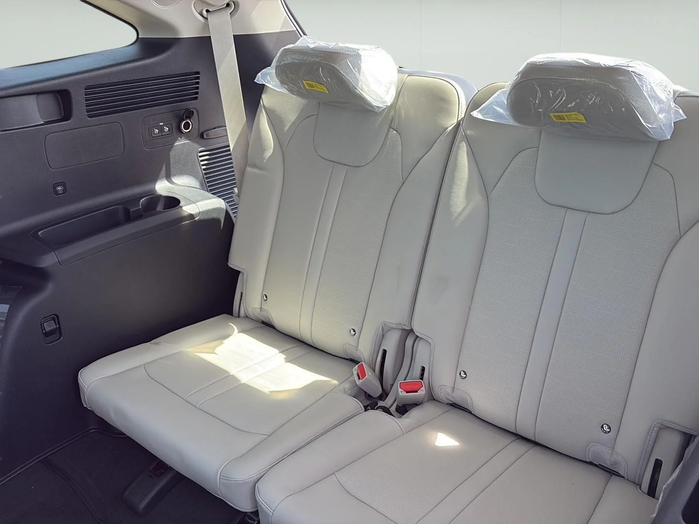 New 2026 Wolf Gray Kia X-Line EX image 12