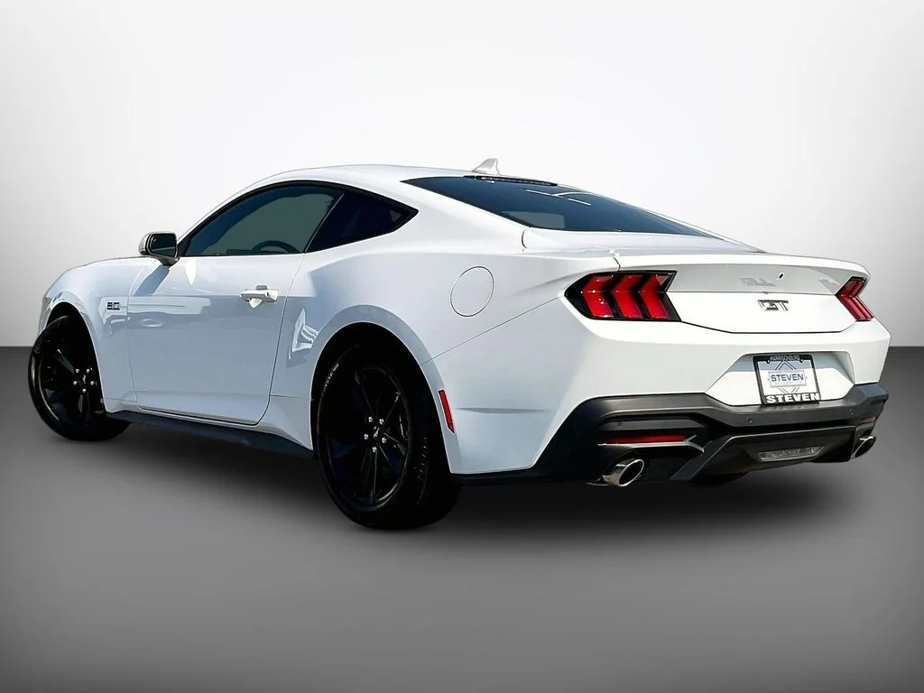 New 2026 Oxford White Ford GT Fastback image 3