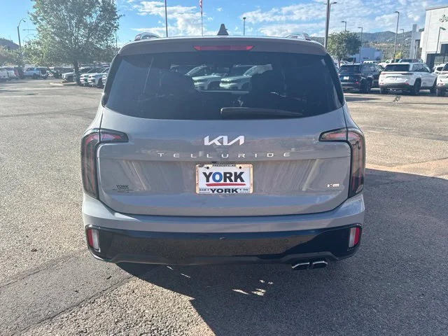 Used 2024 Gray Kia EX X-Line image 4