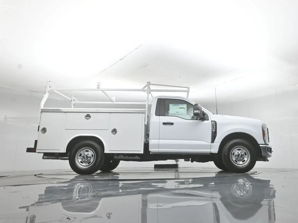 New 2026 White Ford XL image 49