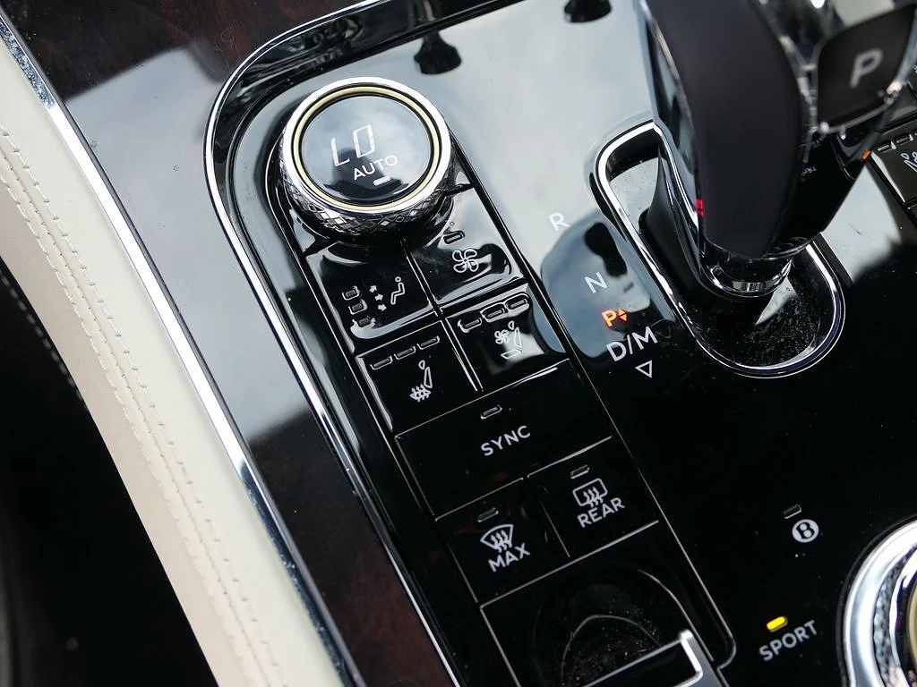 Used 2023 WHITE Bentley GT V8 image 20