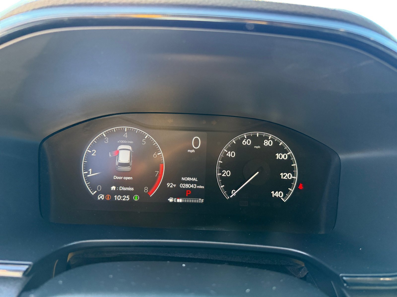 Used 2025 Meteorite Gray Metallic Honda LX image 11