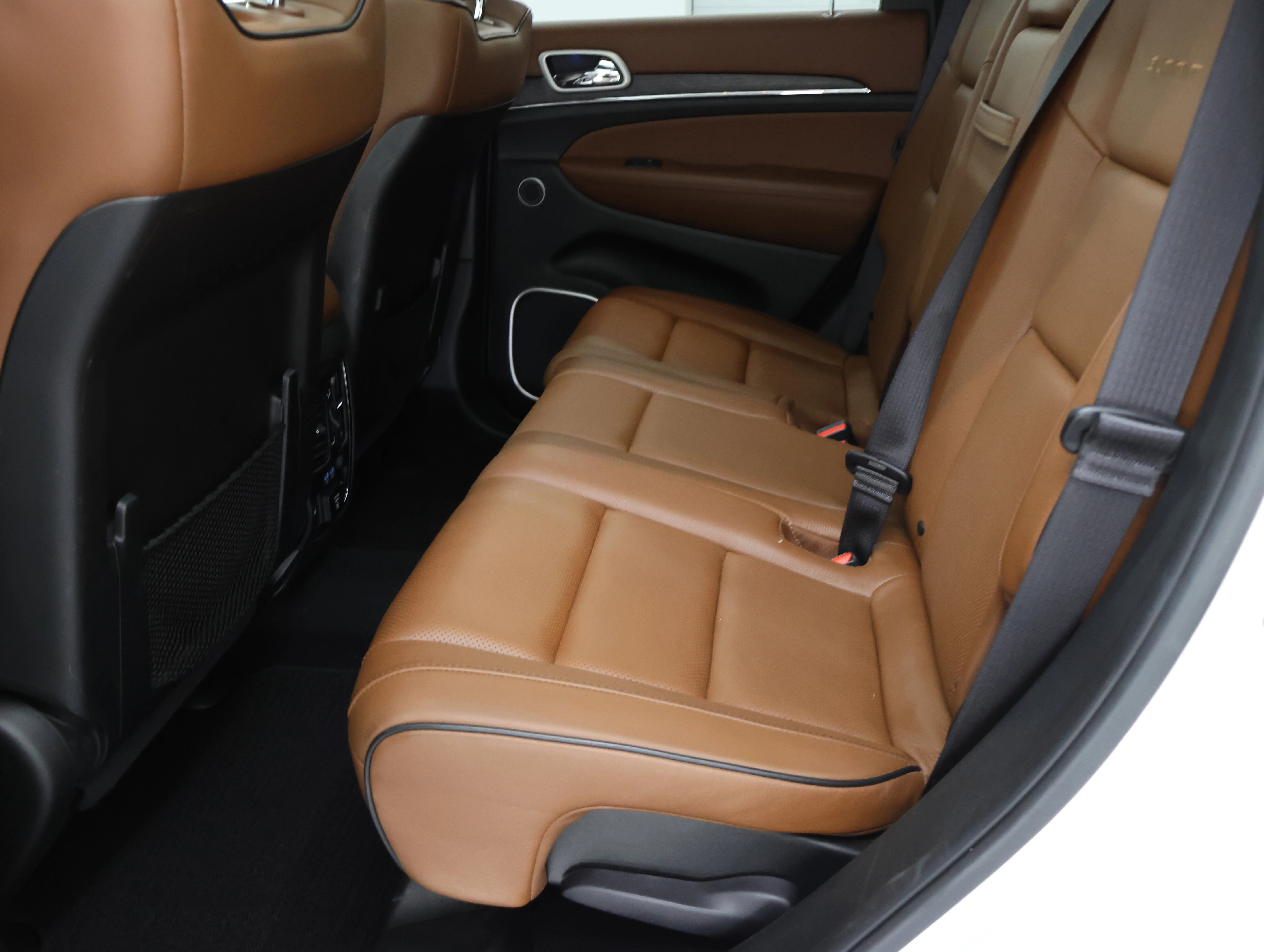 Used 2020 Bright White Clearcoat Jeep Summit image 33