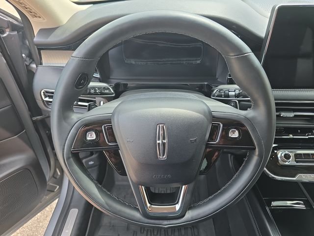 Used 2024 Silver Lincoln Grand Touring image 25