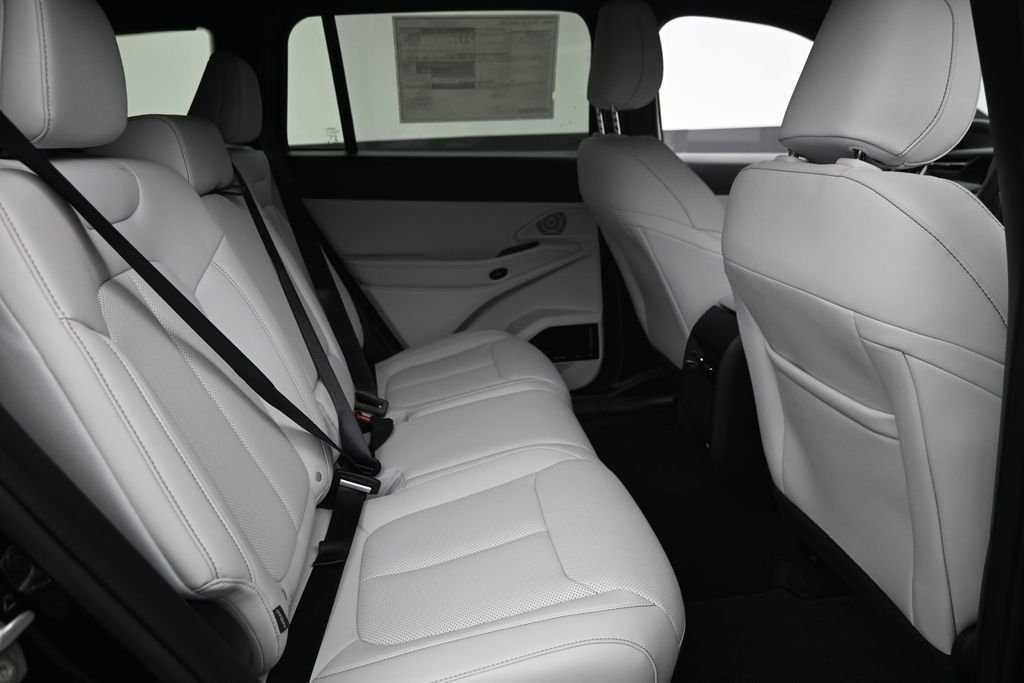 New 2026 Diamond Black Crystal Pearlcoat Jeep Limited image 8