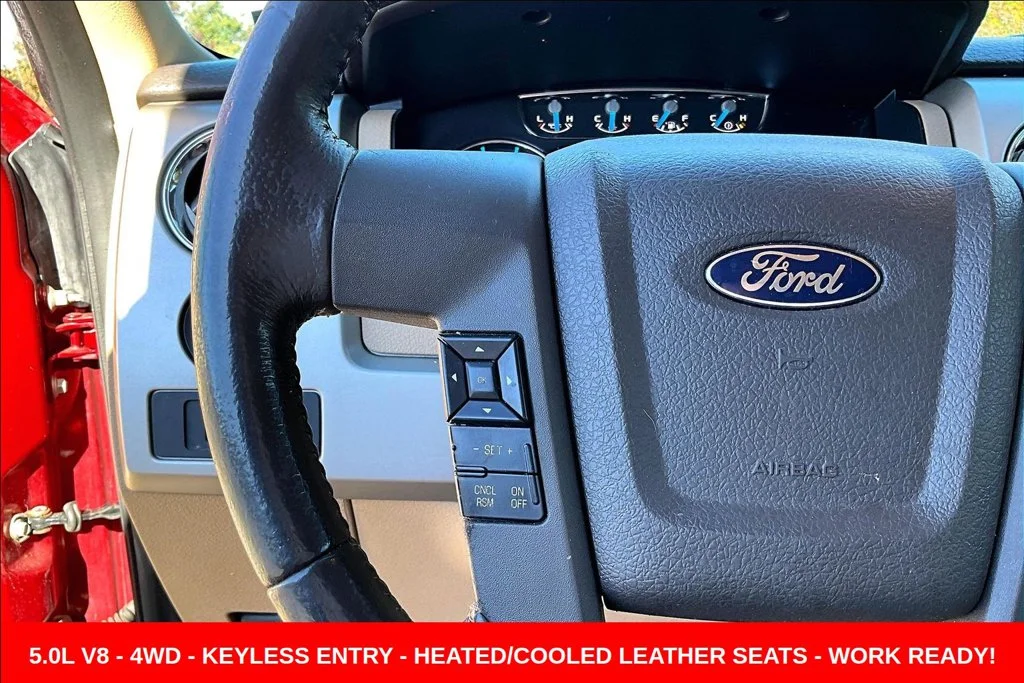 Used 2013  Ford Lariat image 14