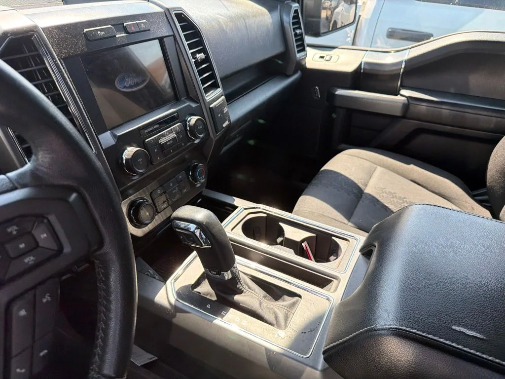 Used 2020 Black Ford XLT image 14