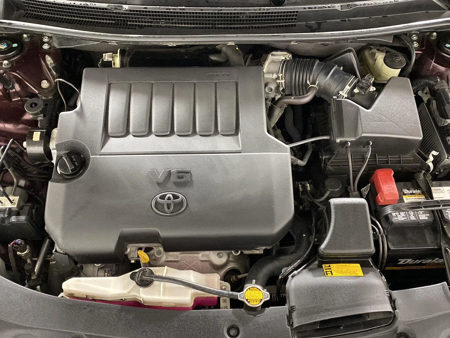 Used 2015 Sizzling Crimson Mica Toyota XLE image 19