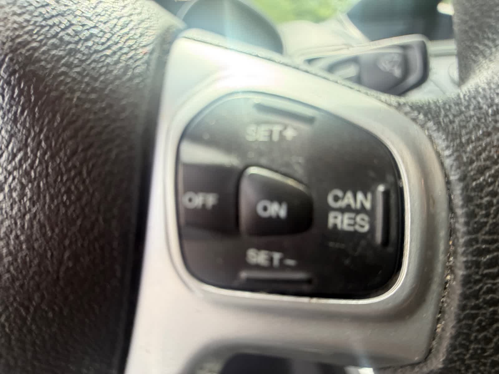Used 2019 Magnetic Metallic Ford SE image 19
