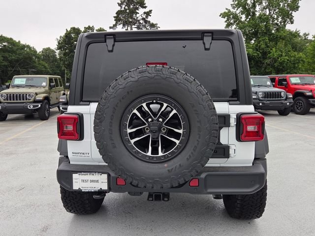 New 2026 Bright White Clear-Coat Exterior Paint Jeep Willys image 7