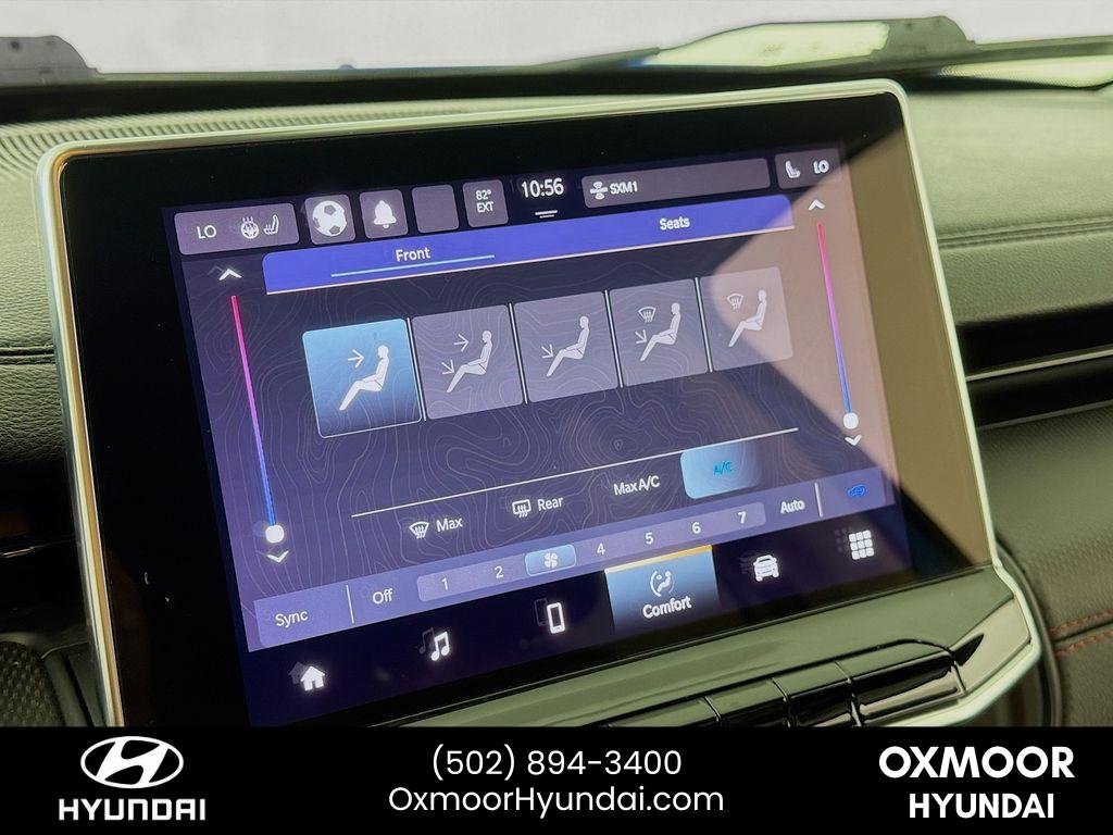Used 2022 Laser Blue Pearlcoat Jeep Trailhawk image 15
