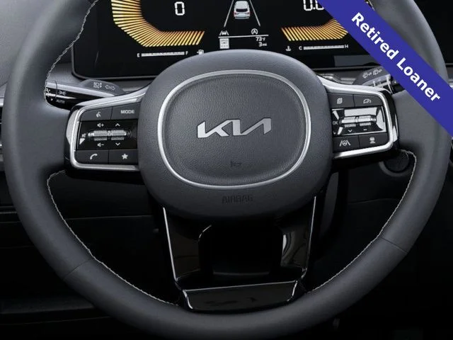 2025 Kia Sorento S - Photo 22