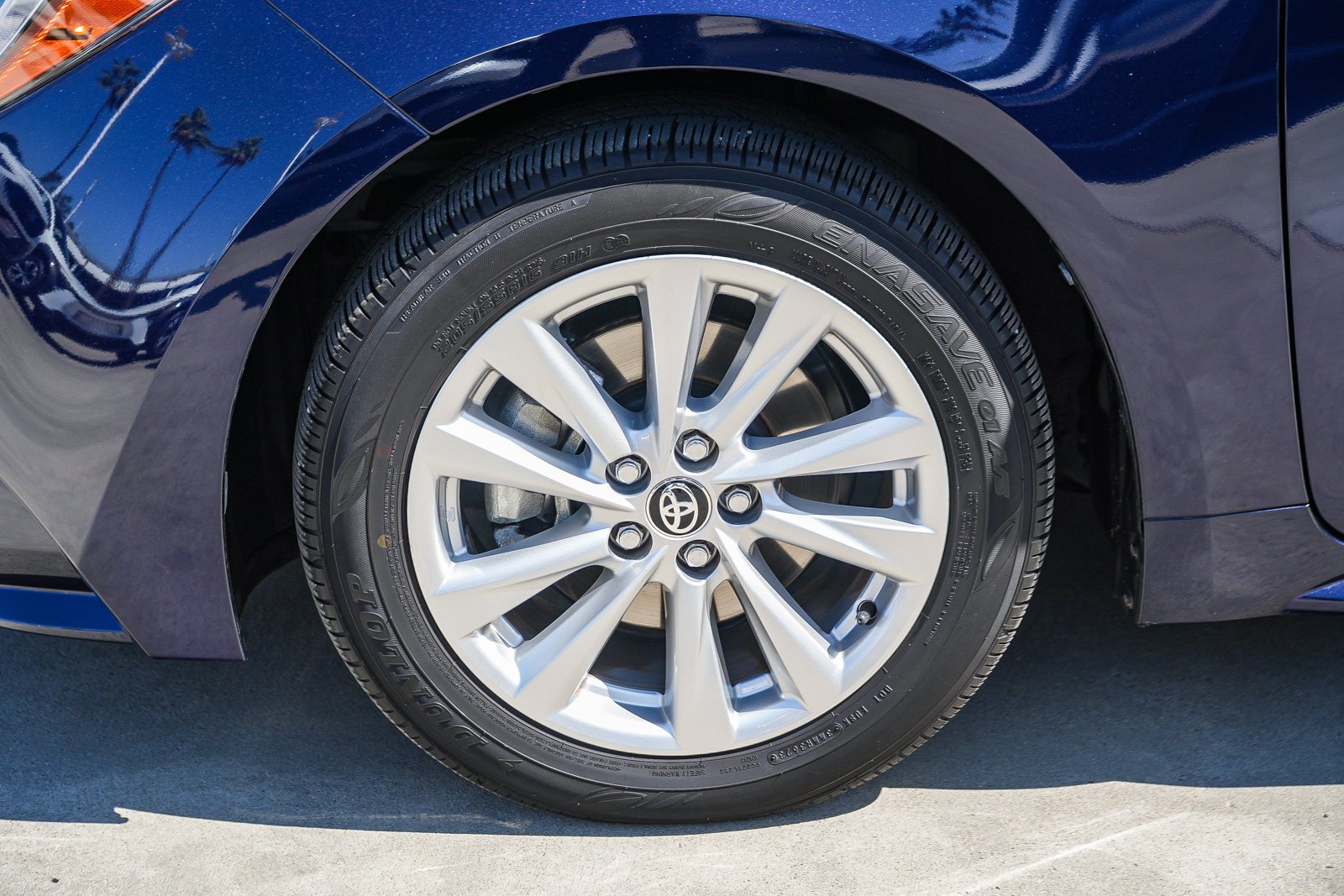 Used 2024  Toyota LE image 11
