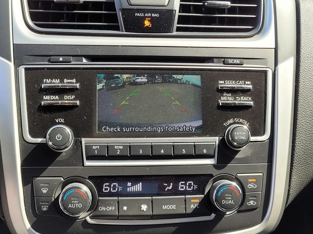 Used 2017 Gray Nissan 2.5 SL image 17