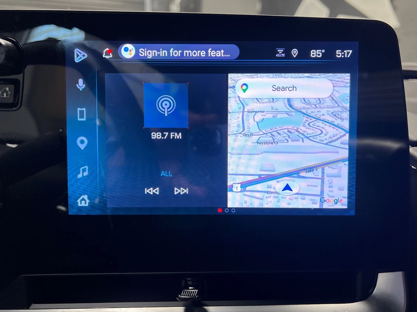 Used 2025 Black (gba) Chevrolet Stingray image 19