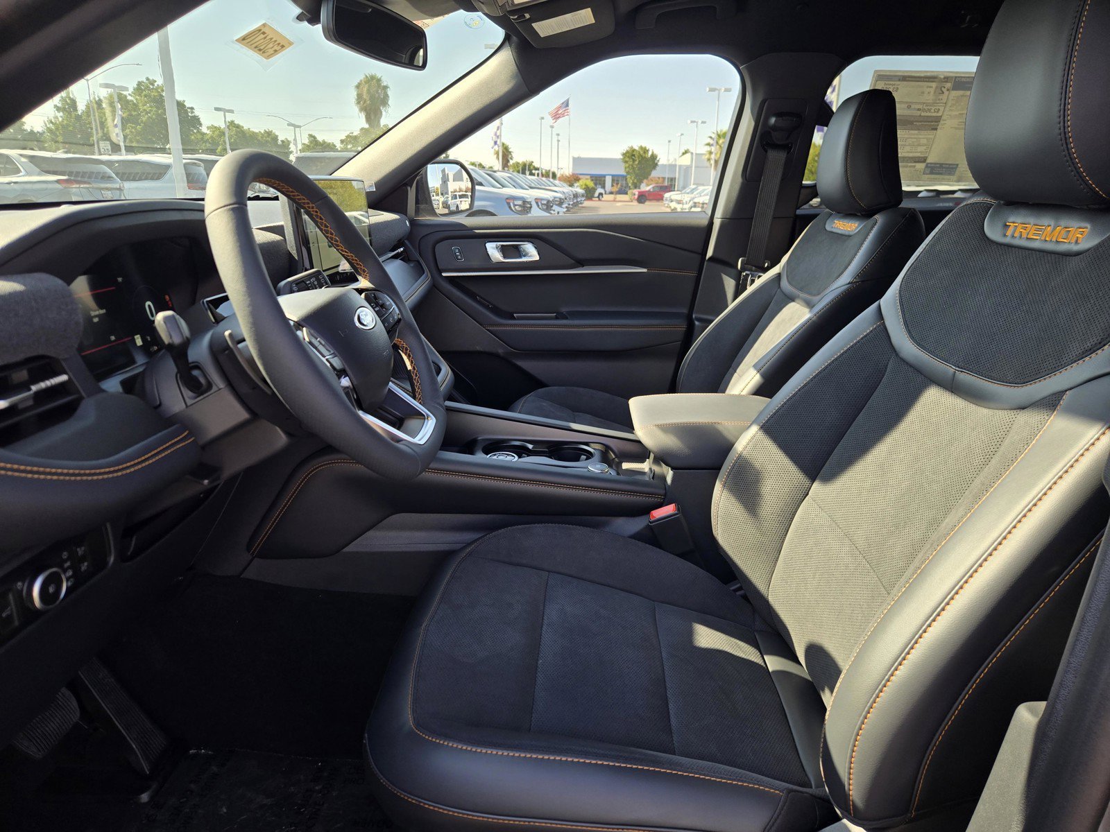 New 2026 Carbonized Gray Metallic Ford Tremor® image 15