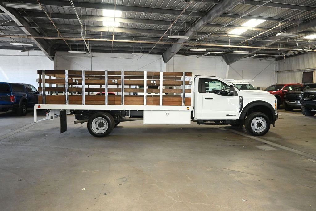 2025 Ford F-550 Super Duty Chassis Cab XL - Photo 9